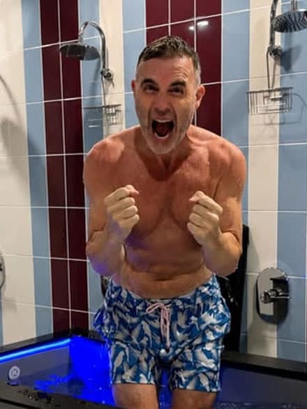 Gary Barlow uses a Brass Monkey
